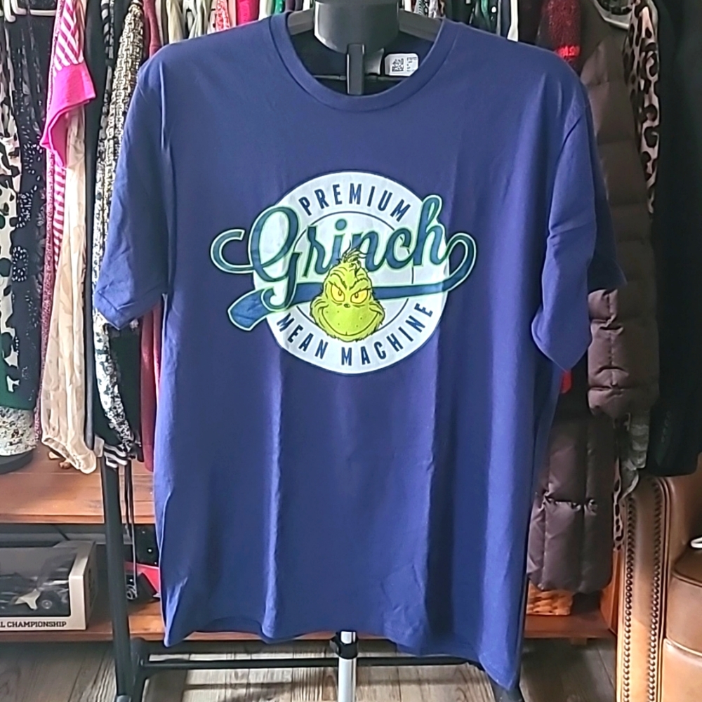 Grinch T-SHIRT NWT